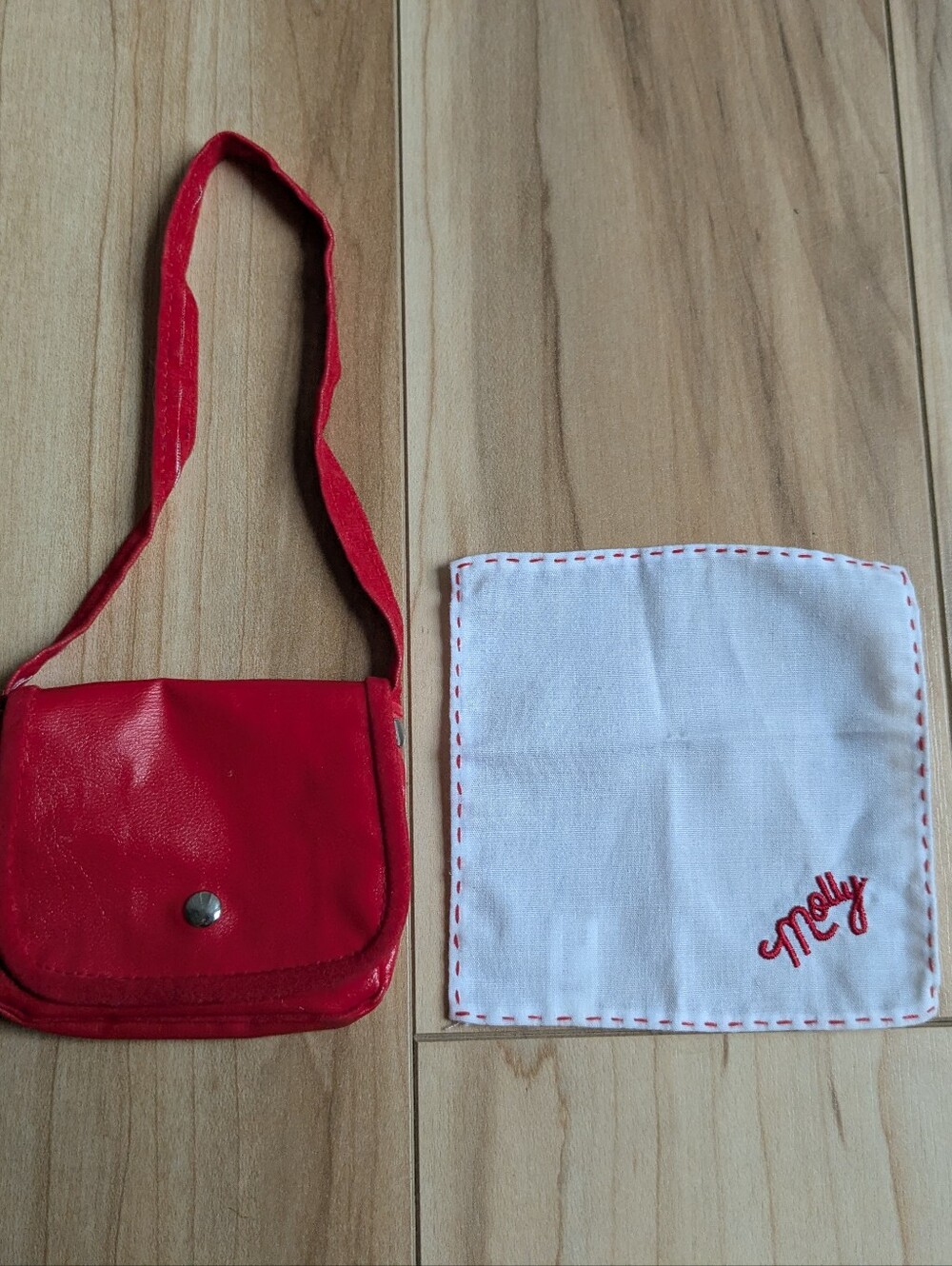 American Girl doll Molly accessories Bag And Handkerchief
